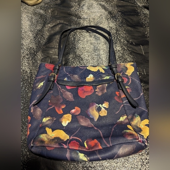 Clarks Handbags - Clarks flower purse bag